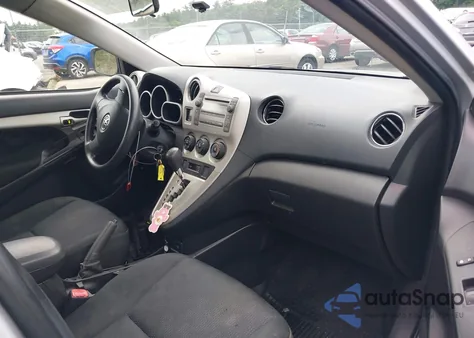 2009 Toyota Matrix S z USA, uszkodzony, nr VIN 2T1LE40E69C007314